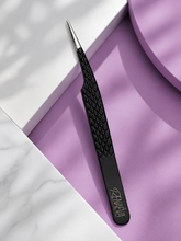 Renaéva Curved Isolation Tweezer — Fiber Tip